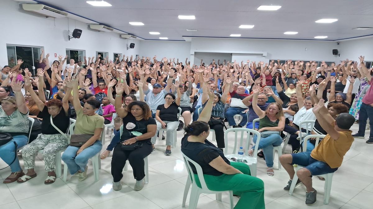 Servidores rejeitam proposta da Prefeitura e aprovam greve a partir de segunda-feira