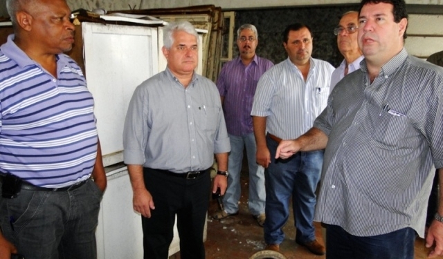 Presidente Se Reúne Com Altomani E Consegue Mudança De Refeitório No Cemitério