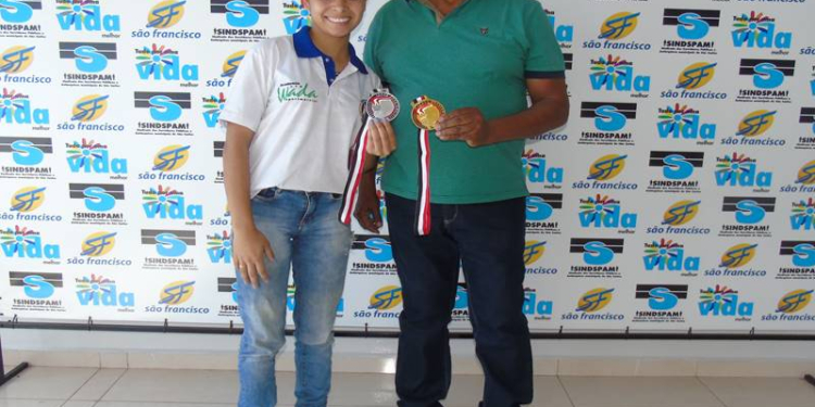 Karateca Patrocinada Pelo Sindspam Conquista Medalhas Nos Jogos Regionais