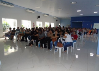Agentes Comunitários De Saúde Recebem Treinamento No Salão Social