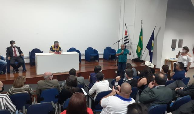 Prefeitura Oferece 18% De Reajuste Para Servidores Municipais