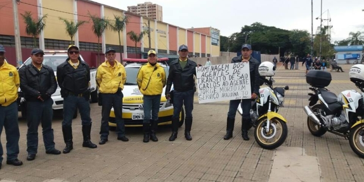 Agentes De Trânsito Realizam Manifestação Na Baixada Do Mercado