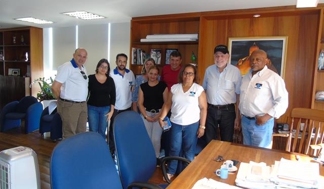 Prefeito Recebe Sindspam Para Assinatura Do Acordo Coletivo